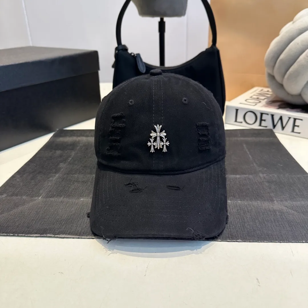 P50 Chrome Hearts 💓Early spring Korean style fashion retro distressed hole hat worn design versatile baseball cap peaked cap